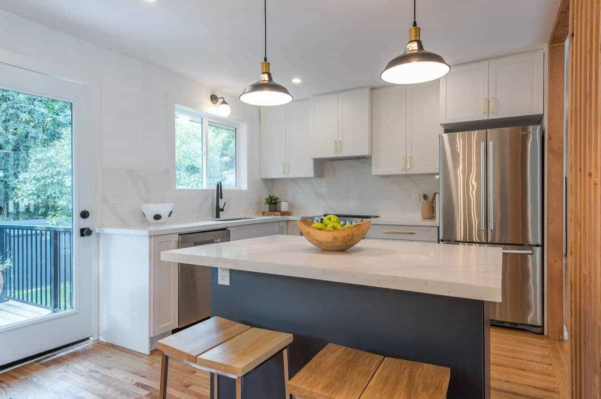Ajax Kitchen Cabinet, cabinet and countertop installation in Ajax, image 3