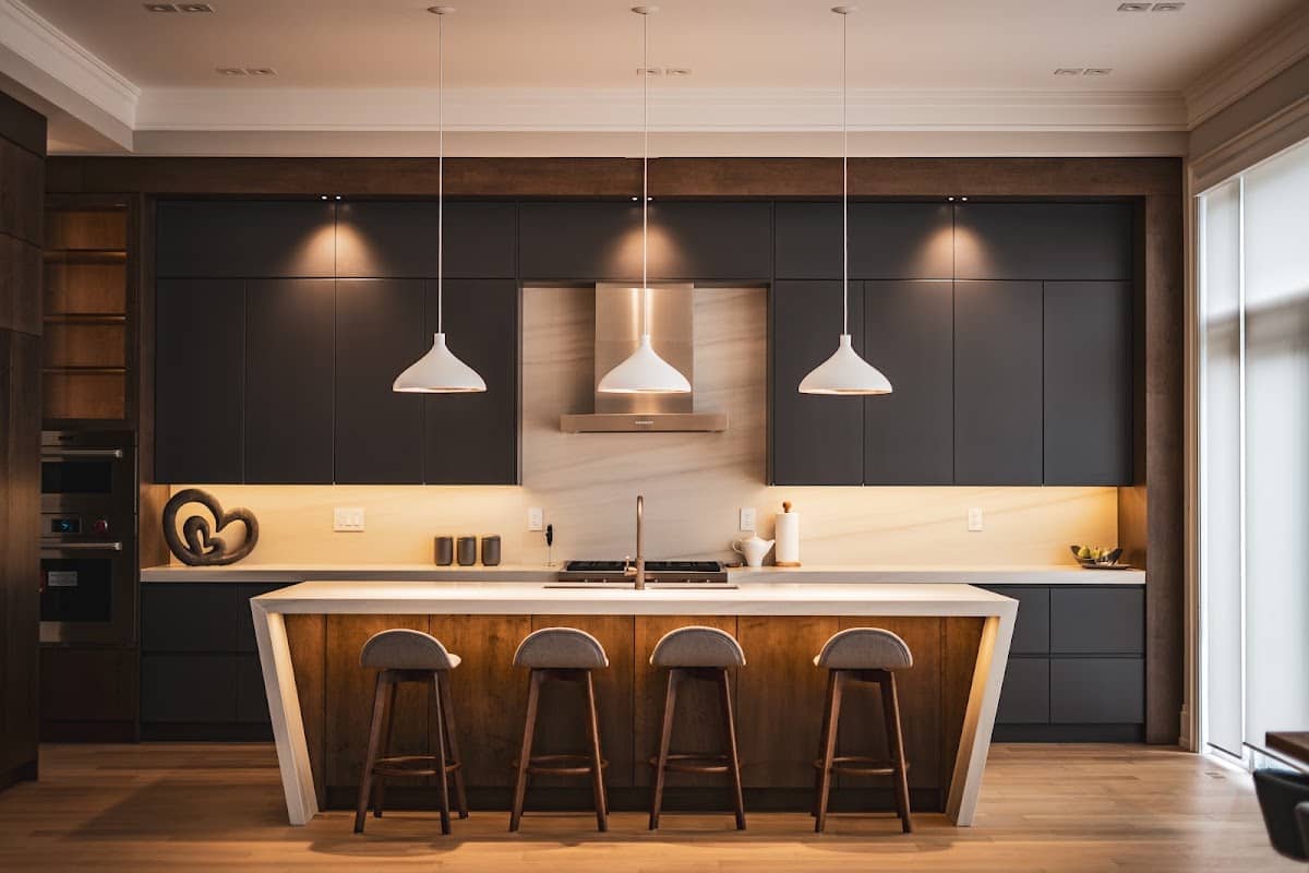 Ash Kitchen, cabinet and countertop installation in Vaughan