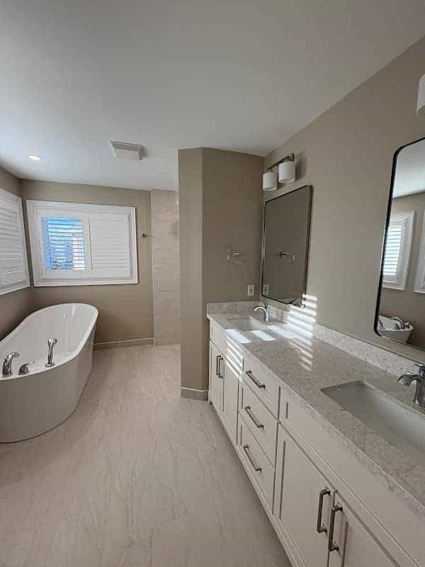 Birchmount Interior Solutions, kitchen renovation in the GTA, image 2