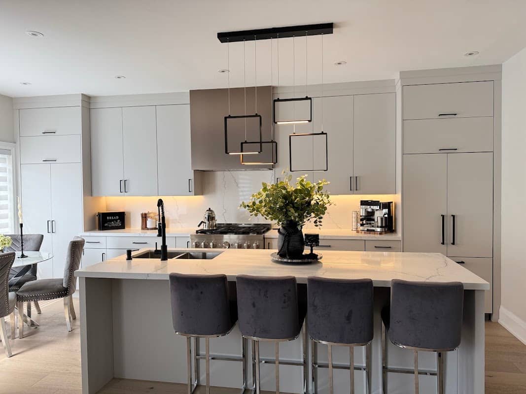 Cabernet Kitchens & Fine Cabinetry, cabinet and countertop installation in Vaughan