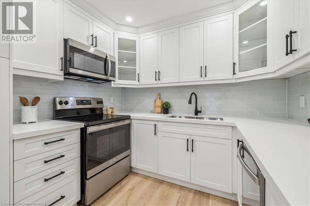 Cabinet Hive, cabinet and countertop installation in Scarborough