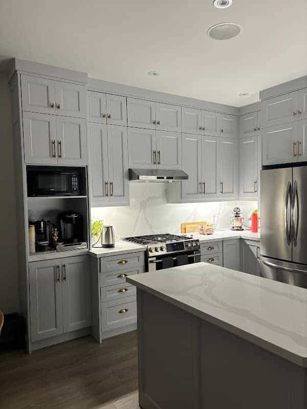 Cabinet Hive, cabinet and countertop installation in Scarborough, image 3