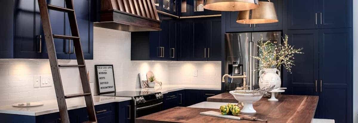 Casey's Creative Kitchens - Burlington (Emerald Kitchens), kitchen renovation in Burlington, image 2
