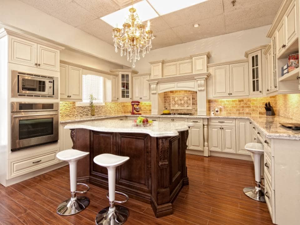 CozyHome Scarborough Kitchen and Bath, cabinet and countertop installation in Scarborough