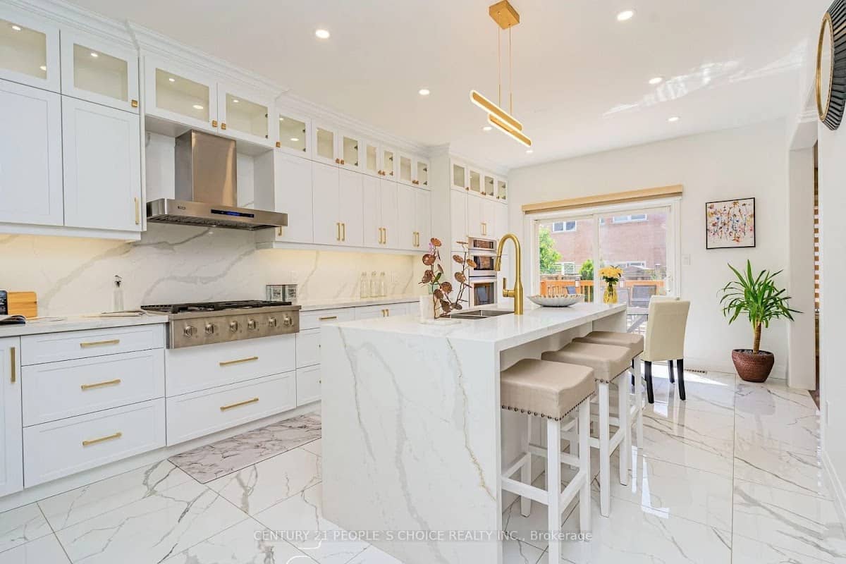D&D Kitchen Cabinets inc, kitchen renovation in Brampton