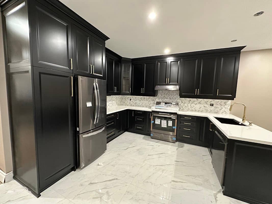 HR Bath & Kitchens Inc., cabinet and countertop installation in Brampton
