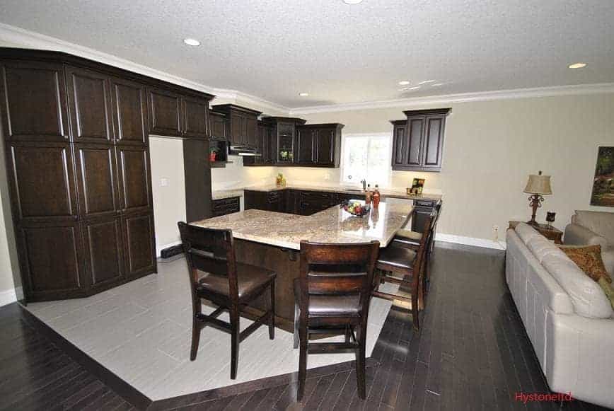 HY Stone, countertop installation in Richmond Hill, image 3