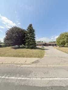 Ikou Living in Markham, image 3