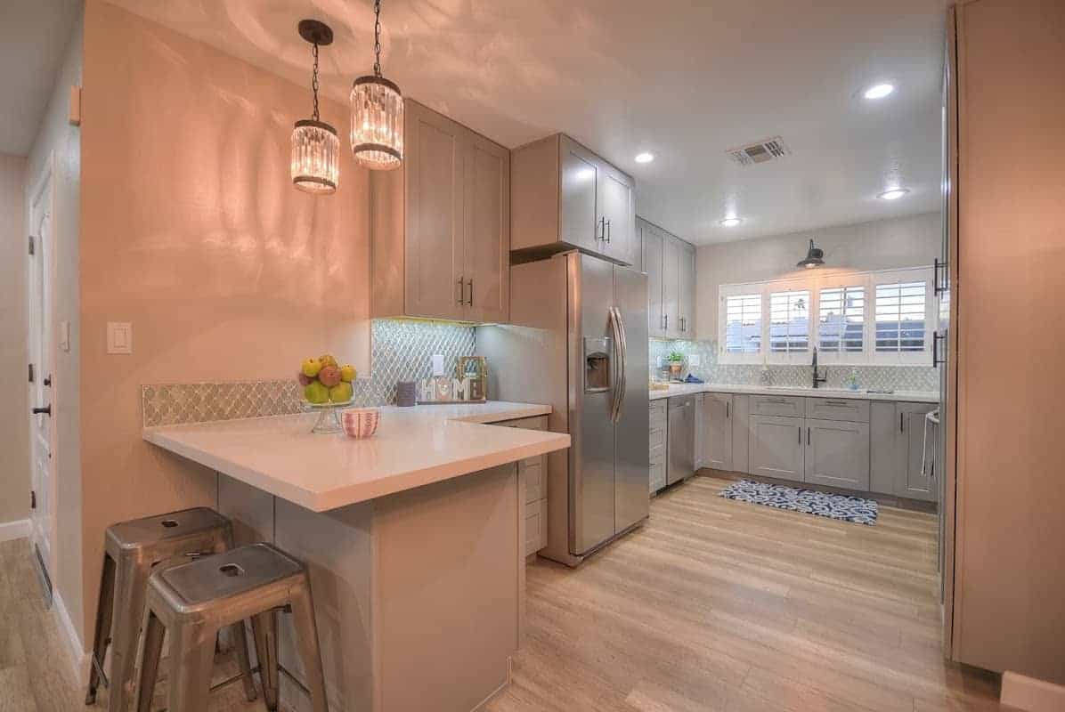 Kitchen Liquidators, cabinet and countertop installation in Vaughan, image 3