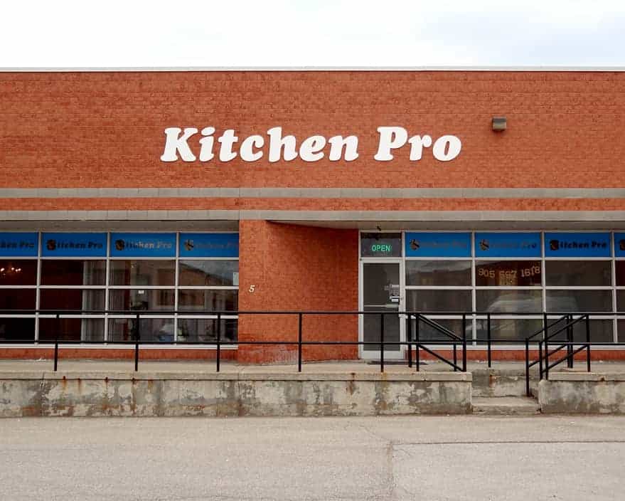 Kitchen Pro, cabinet and countertop installation in Richmond Hill, image 3