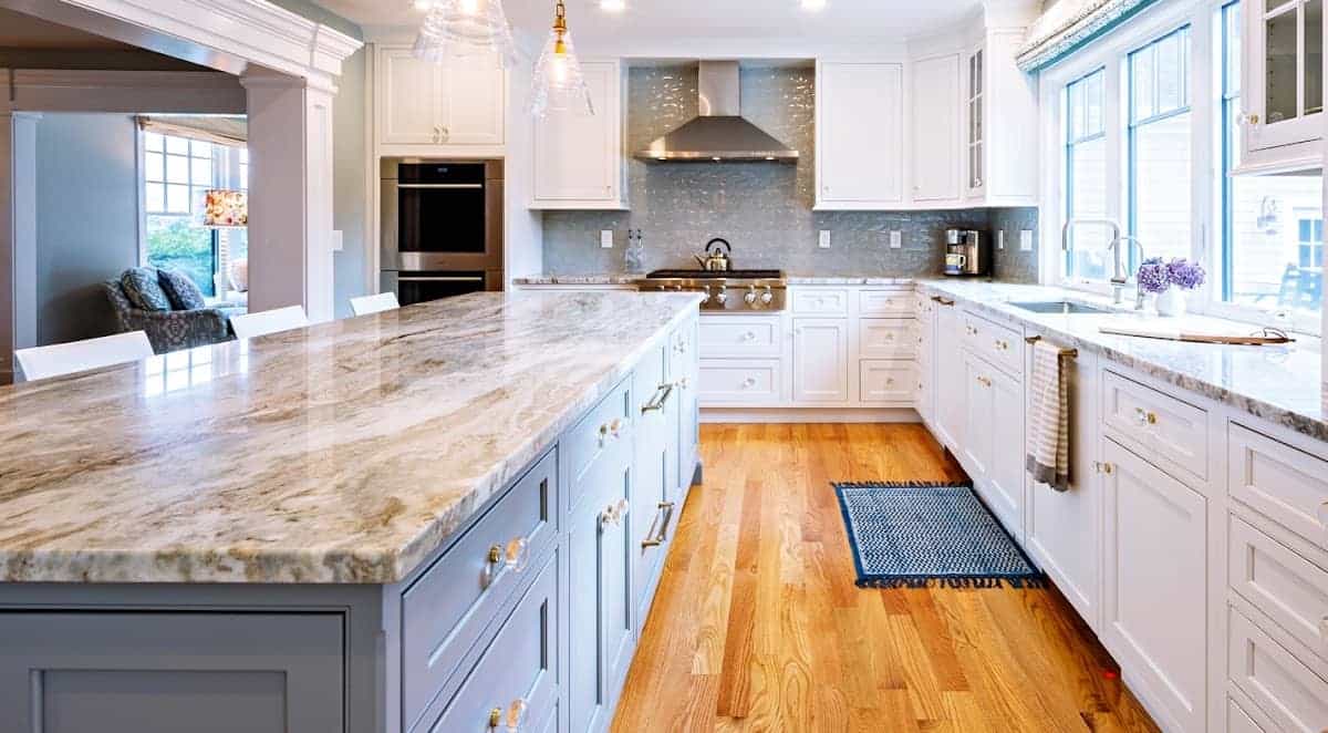 Lifetime Kitchen Cabinet Design Inc., cabinet and countertop installation in North York, image 2