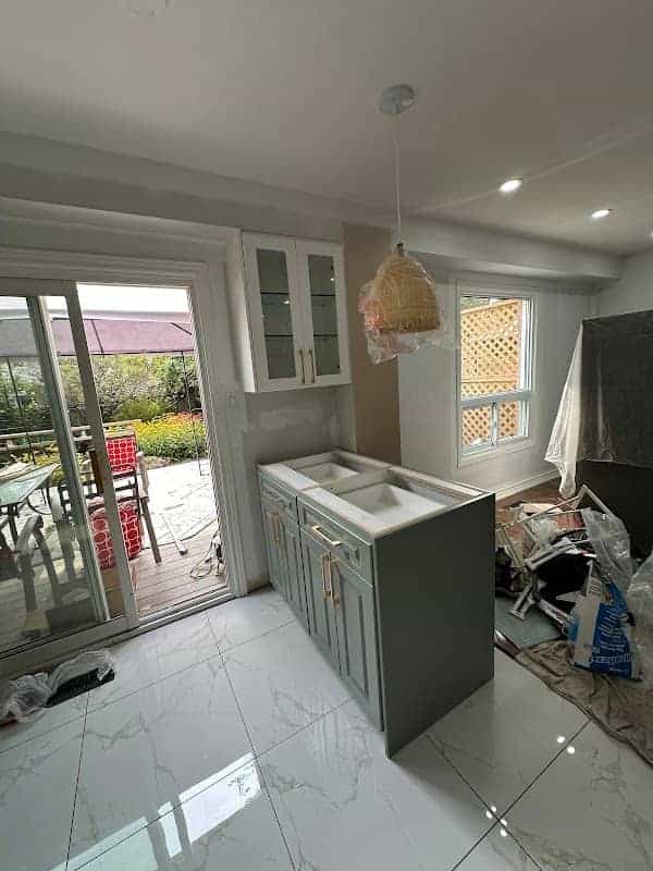 Luxury Kitchen Cabinets, kitchen renovation in Brampton, image 2