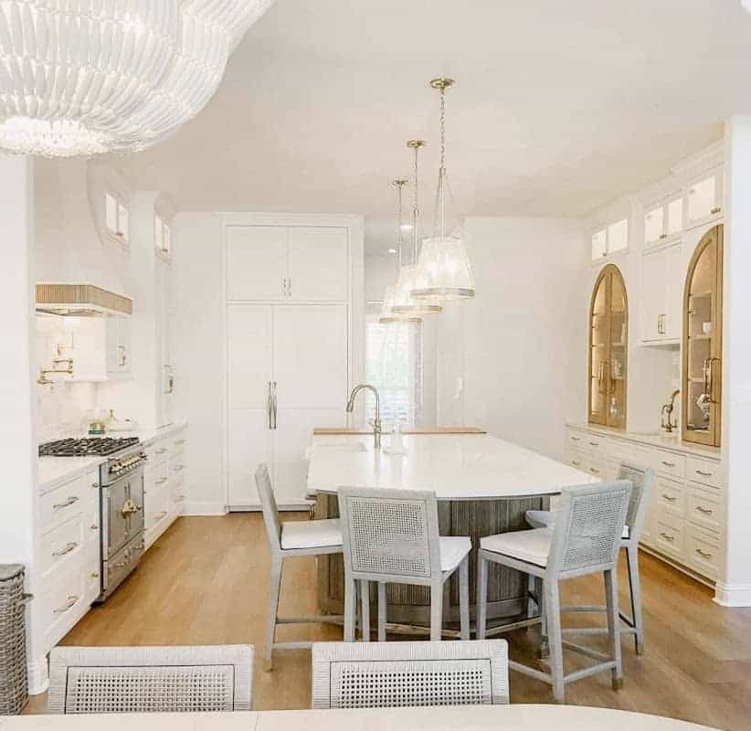 M&M Kitchen Cabinet & Bath, cabinet and countertop installation in Oakville, image 2