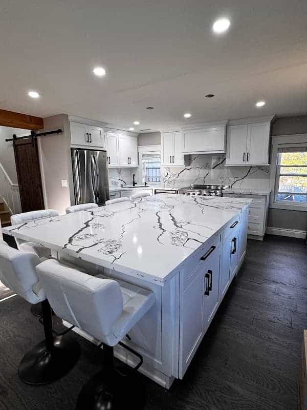 M & M Kitchen Cabinet And Bath Inc, cabinet and countertop installation in Mississauga, image 3