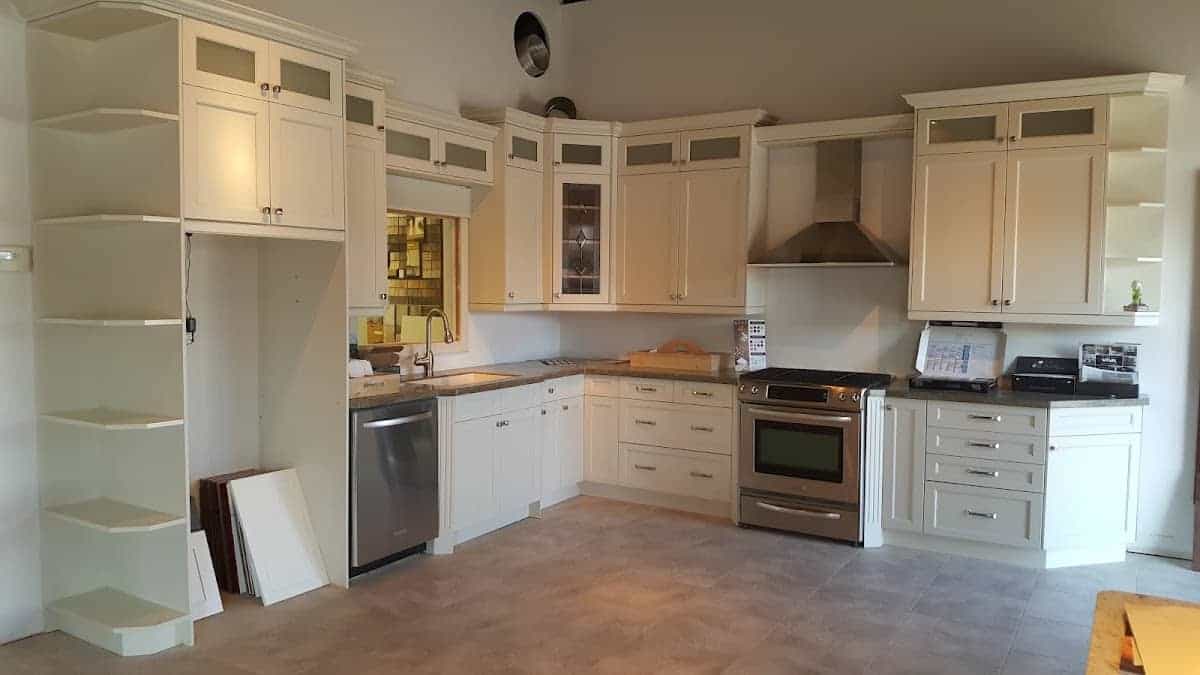Mason's Custom Kitchens, kitchen renovation in Oshawa, image 2