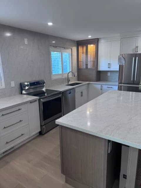 Mega Lux Kitchen Cabinets, cabinet and countertop installation in Vaughan, image 2