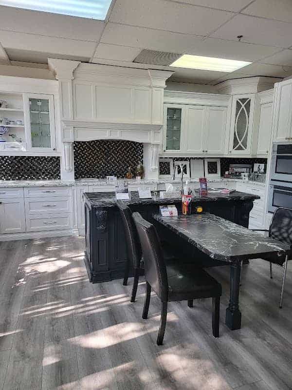 New Kitchens Plus, cabinet and countertop installation in Etobicoke, image 3