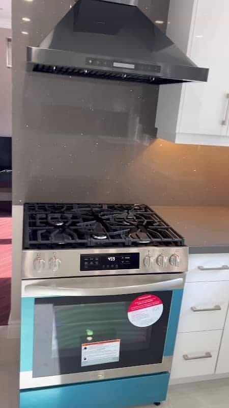 New oak kitchen cabinets factory, kitchen renovation in Brampton, image 3