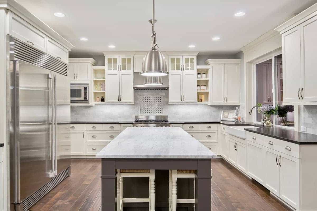 Paint Squad Cabinet Refinishing, kitchen renovation in Pickering, image 2
