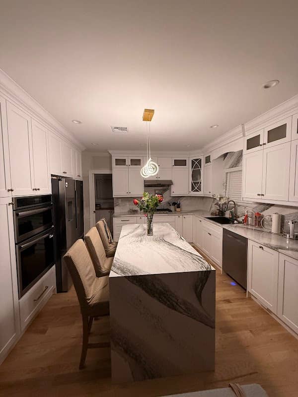 Paramount Kitchen & Bath, cabinet and countertop installation in Mississauga