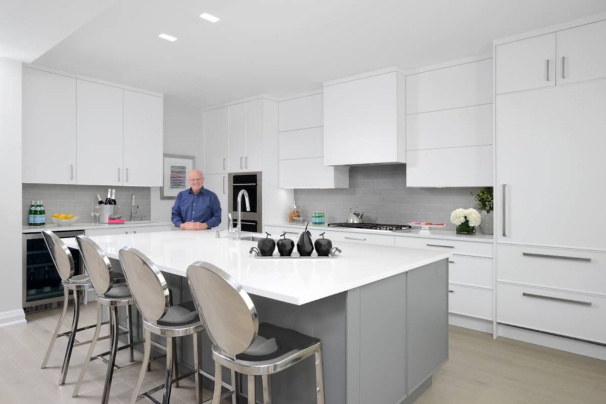 PARAND Design Kitchens, Kitchen Cabinets, Kitchen Renovations, Home Renovations in Oakville, kitchen renovation in Oakville