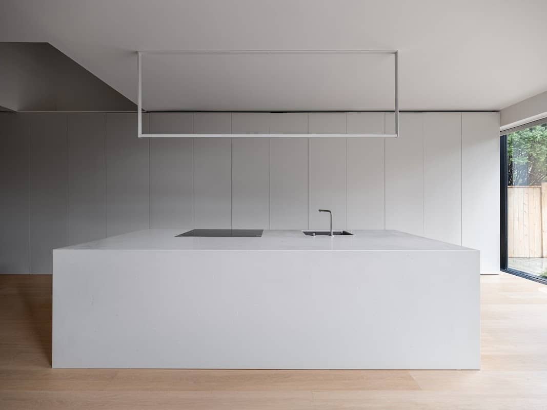 Parviz Kitchen Design & Fabrication Studio, kitchen renovation in Richmond Hill