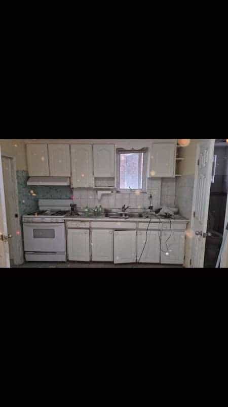 Prokitchens Inc, cabinet and countertop installation in North York, image 2