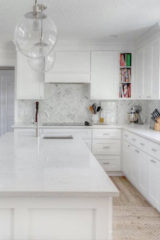 Quartz Countertops International, kitchen renovation in Mississauga