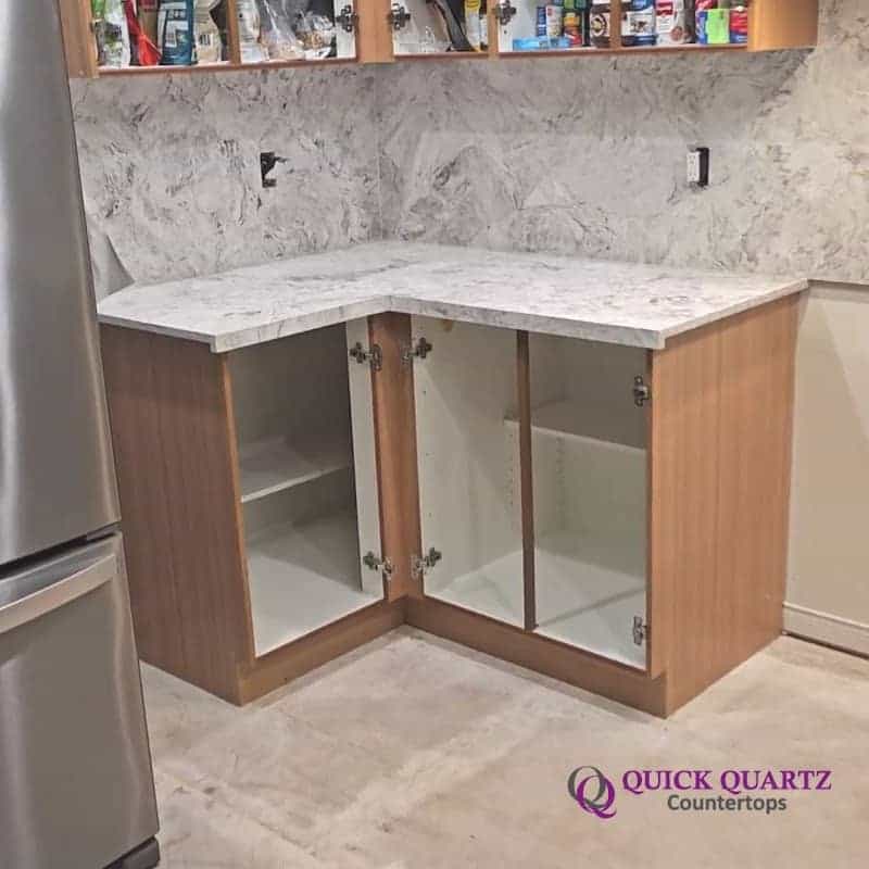 Quick Quartz Countertops, kitchen renovation in Pickering, image 3