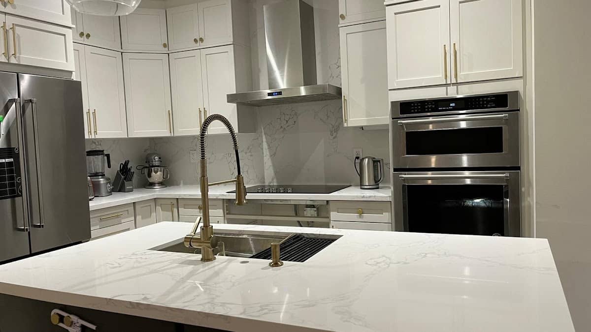 Quick Quartz Countertops, countertop installation in the GTA