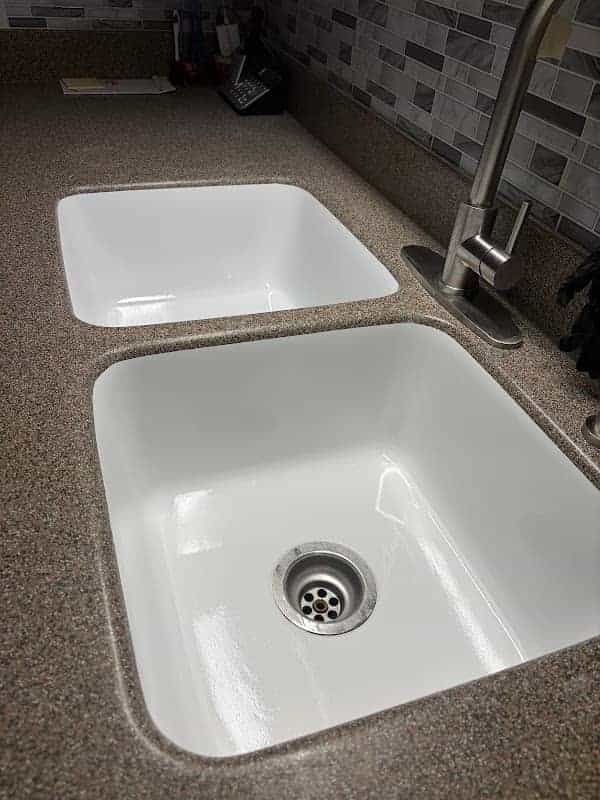 Reglazing WOW - Bathtub Reglazing & Refinishing, kitchen renovation in Toronto, image 2