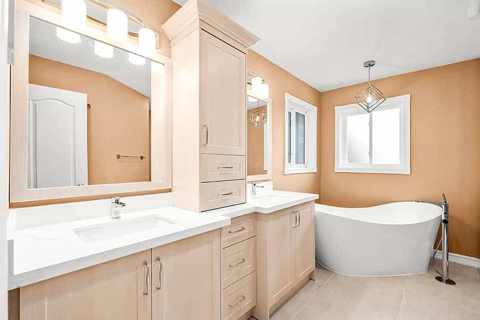 renoWOW! - Bathroom, Kitchen & Basement Renovation Contractor Toronto, kitchen renovation in Toronto, image 2