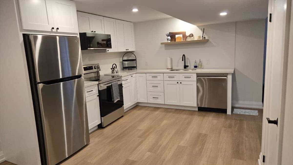 RockWood Kitchens, cabinet and countertop installation in Brampton, image 2