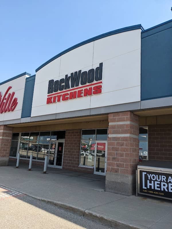 RockWood Kitchens, cabinet and countertop installation in Oakville