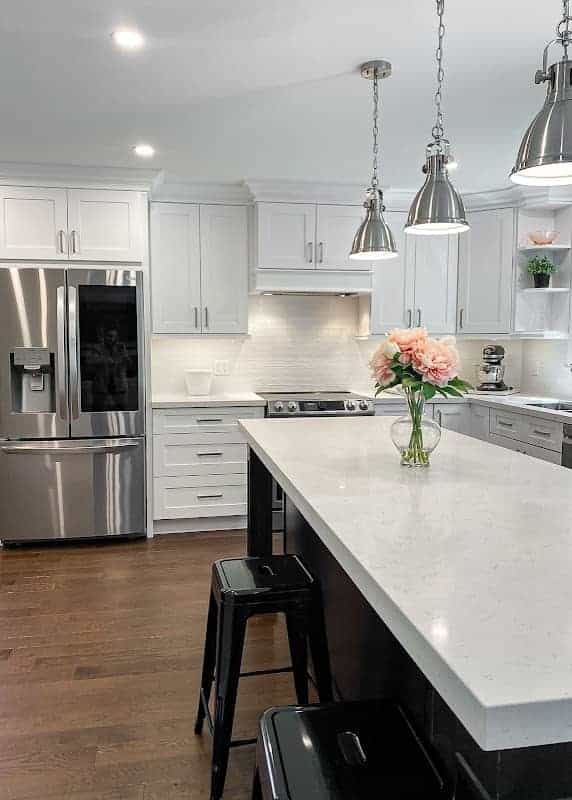 RockWood Kitchens, cabinet and countertop installation in Oakville, image 3