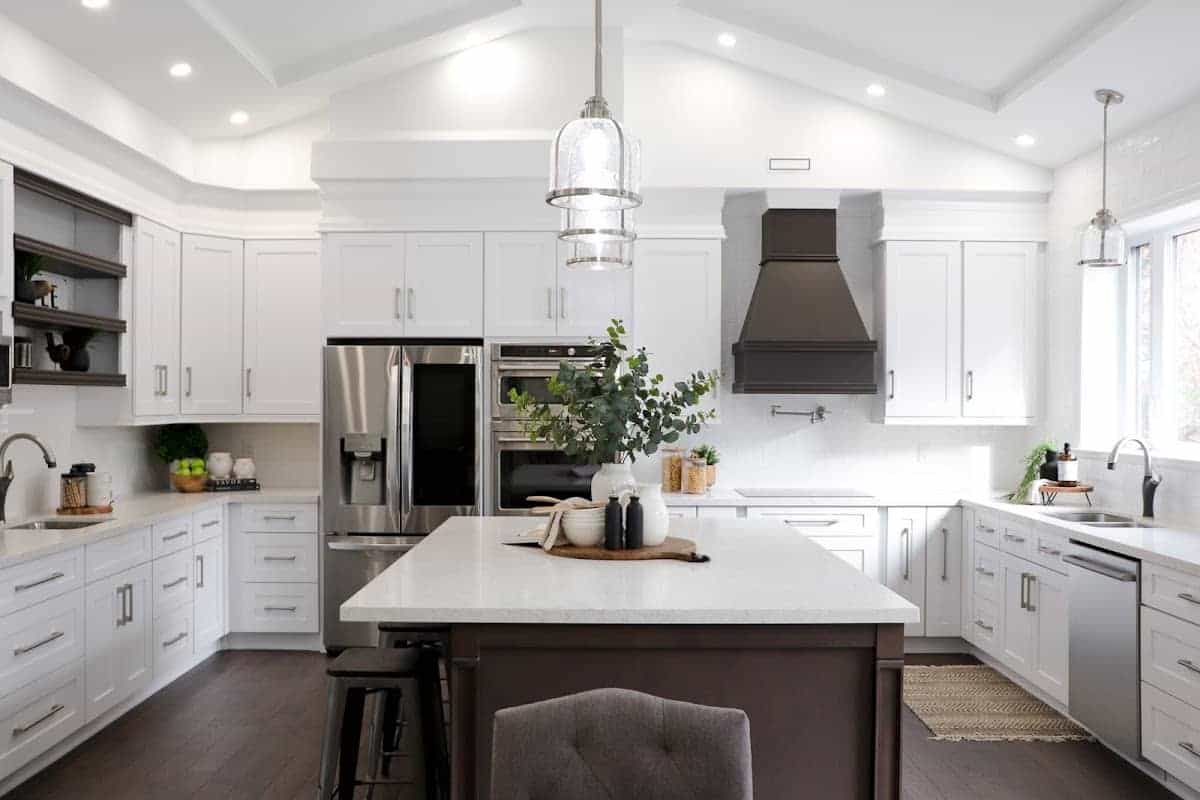 RockWood Kitchens, cabinet and countertop installation in Pickering, image 2