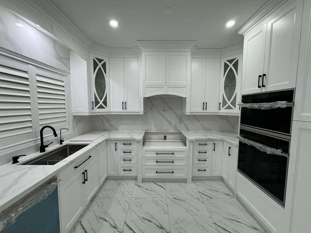 Rosewood Kitchen Studio, cabinet and countertop installation in Etobicoke
