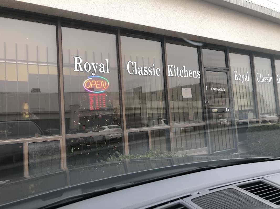 ROYAL CLASSIC KITCHENS, kitchen renovation in Richmond Hill, image 3
