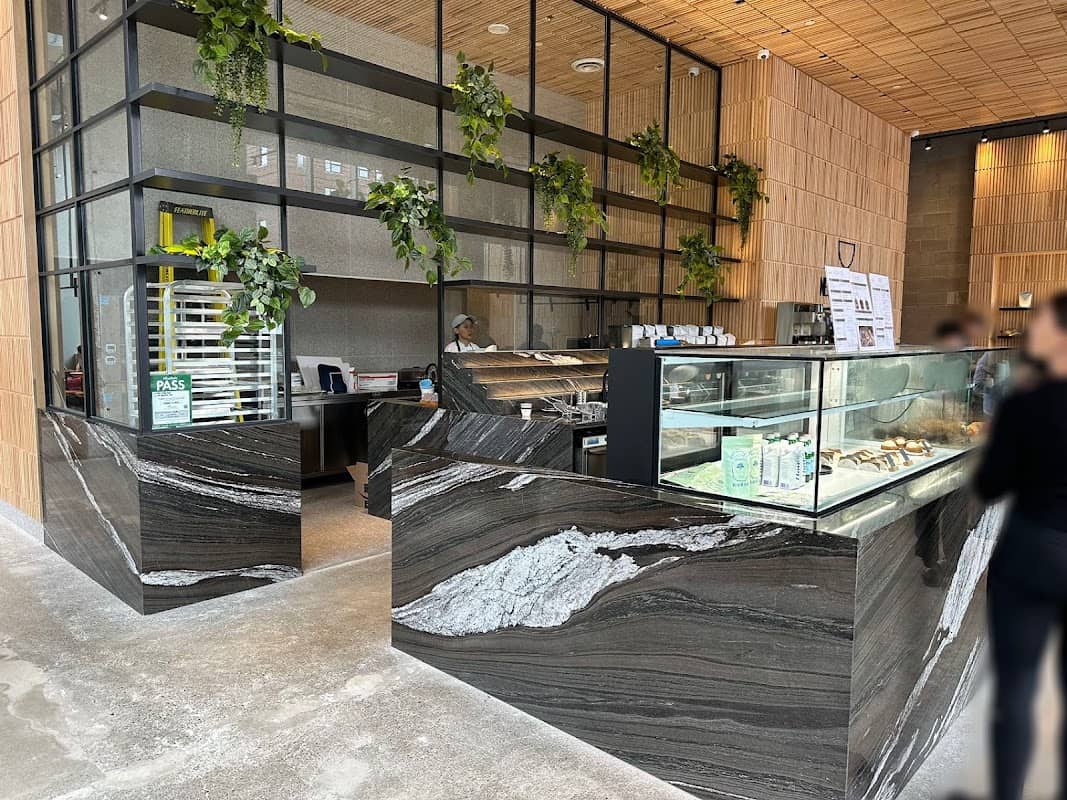 Royal Stone International Group Corp., countertop installation in Richmond Hill