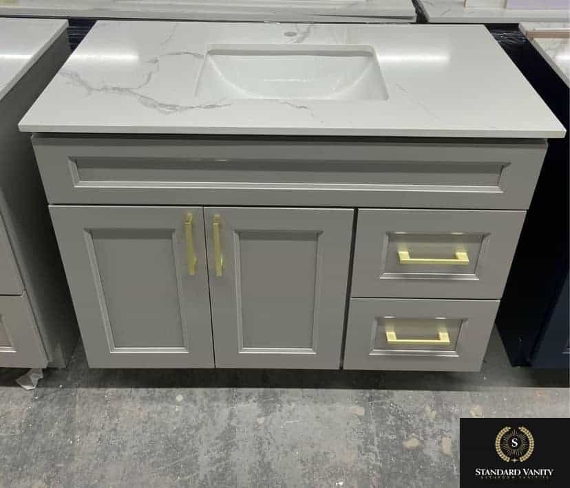 Standard Vanity in Oshawa, image 3