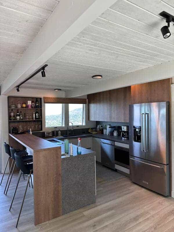 Stylish Cabinets Inc., cabinet and countertop installation in North York, image 3