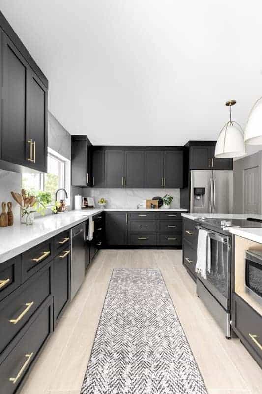 Toronto Kitchen Cabinets, cabinet and countertop installation in Scarborough, image 2