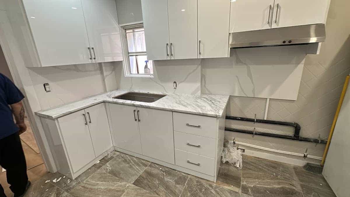 Trending Kitchen Cabinet, cabinet and countertop installation in Mississauga, image 2