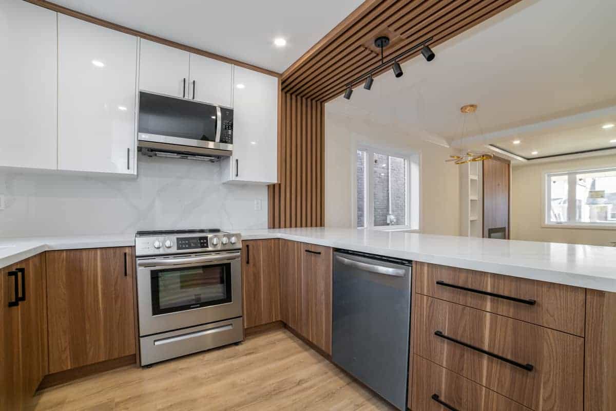 U-Kabinet, kitchen renovation in Vaughan, image 3