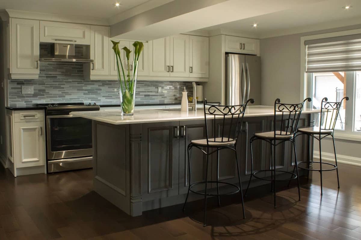 United Cabinets Inc, cabinet and countertop installation in Oakville